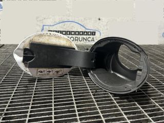 bontott FORD KUGA Tankajtó