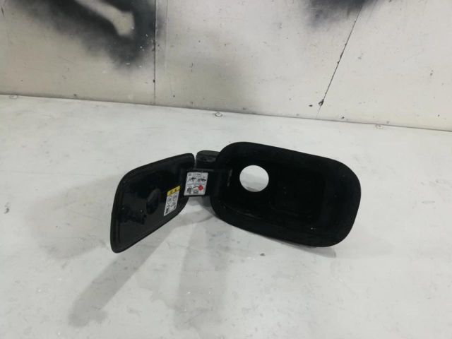 bontott FORD KUGA Tankajtó