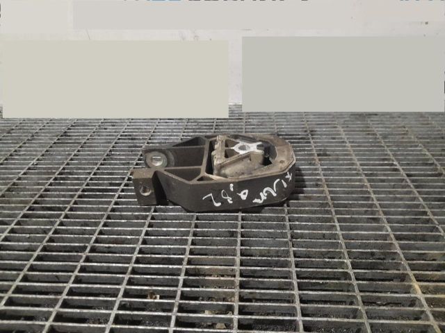 bontott FORD KUGA Tartó Bak