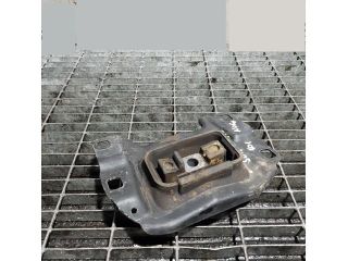 bontott FORD KUGA Tartó Bak