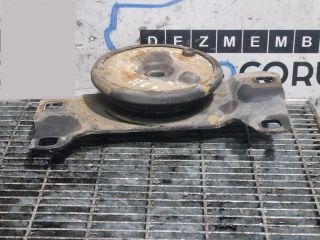 bontott FORD KUGA Tartó Bak