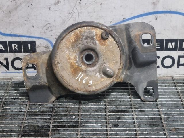 bontott FORD KUGA Tartó Bak