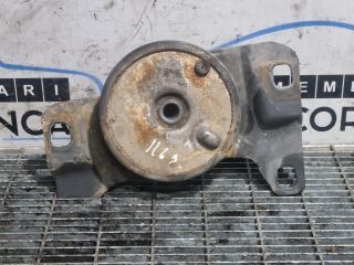 bontott FORD KUGA Tartó Bak