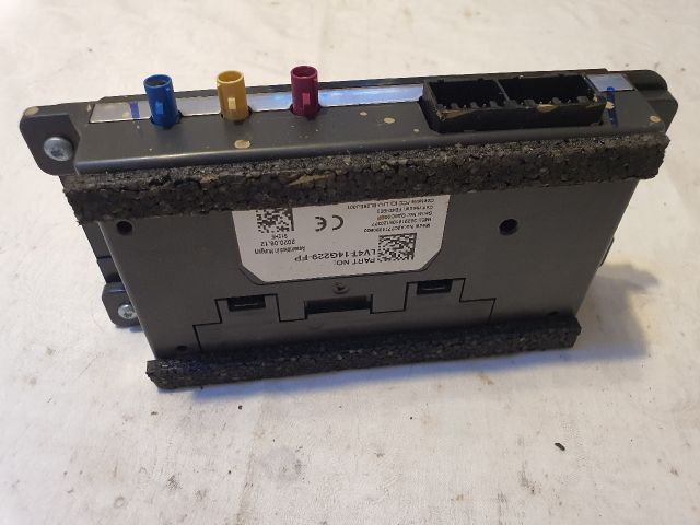 bontott FORD KUGA Telefon Elektronika