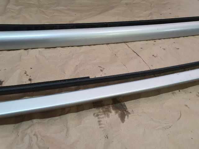 bontott FORD KUGA Tetősín Pár