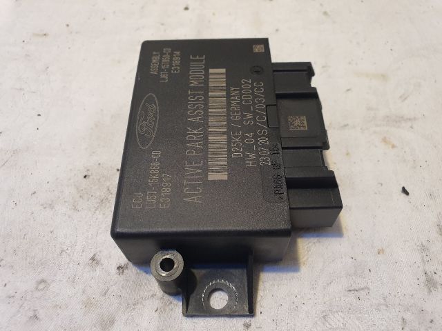 bontott FORD KUGA Tolatóradar Elektronika