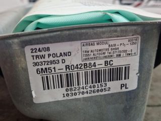 bontott FORD KUGA Utasoldali Légzsák