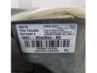 bontott FORD KUGA Utasoldali Légzsák