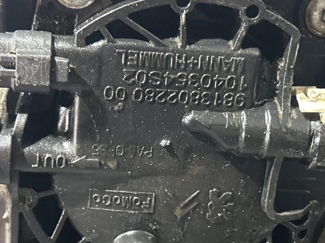 bontott FORD KUGA Üzemanyagszűrő Ház