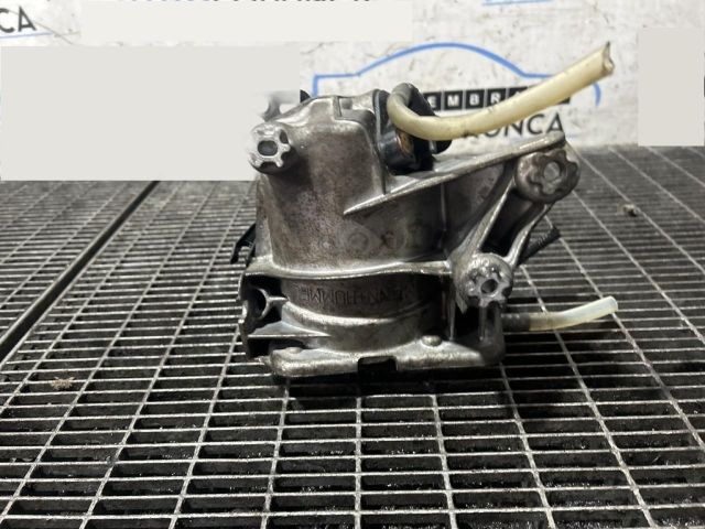 bontott FORD KUGA Üzemanyagszűrő Ház