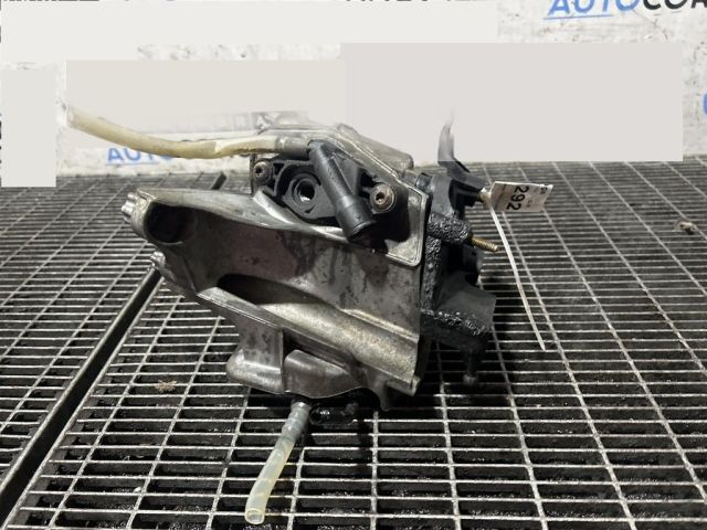 bontott FORD KUGA Üzemanyagszűrő Ház