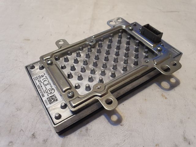 bontott FORD KUGA Vezeték Nélküli Telefontöltő