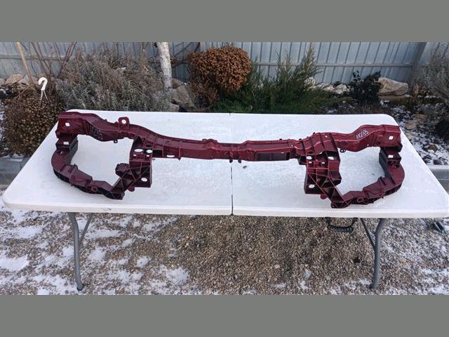 bontott FORD KUGA Vízhűtő Radiátor Tartó