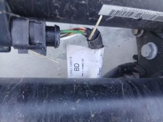 bontott FORD KUGA Vonóhorog