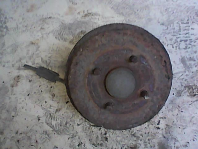 bontott FORD MONDEO I Jobb hátsó Kerékagy