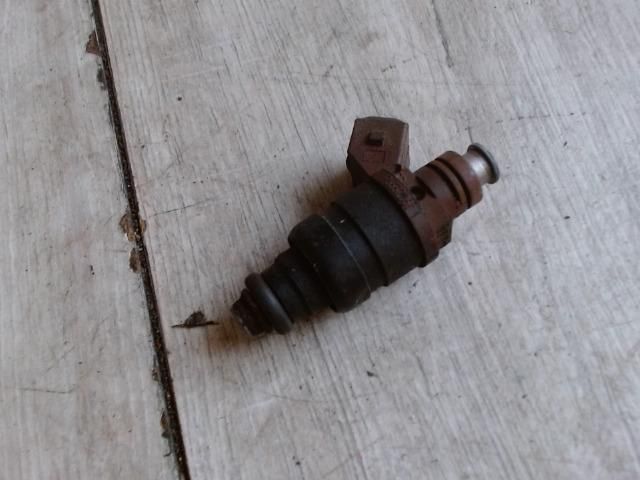 bontott FORD MONDEO I Porlasztó (1 db)