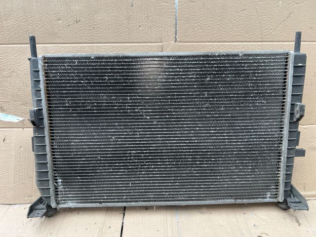 bontott FORD MONDEO I Vízhűtő Radiátor (Nem klímás)
