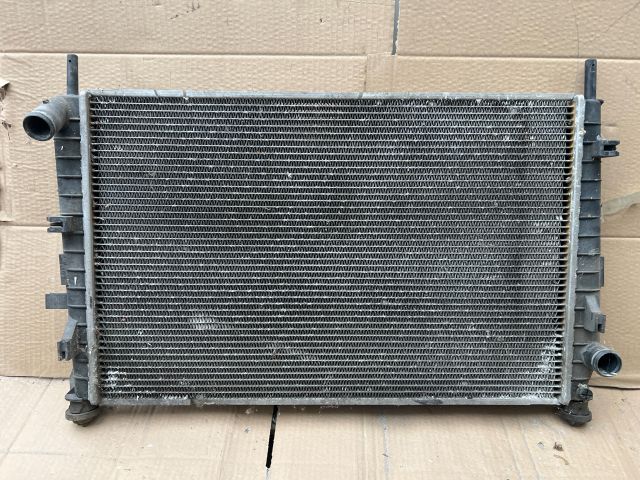 bontott FORD MONDEO I Vízhűtő Radiátor (Nem klímás)