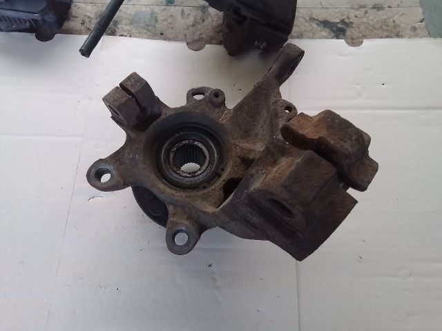 bontott FORD MONDEO I Bal első Csonkállvány Kerékaggyal