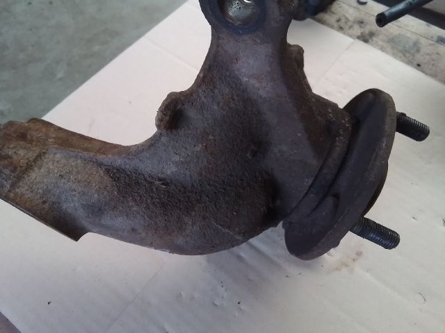 bontott FORD MONDEO I Bal első Csonkállvány Kerékaggyal