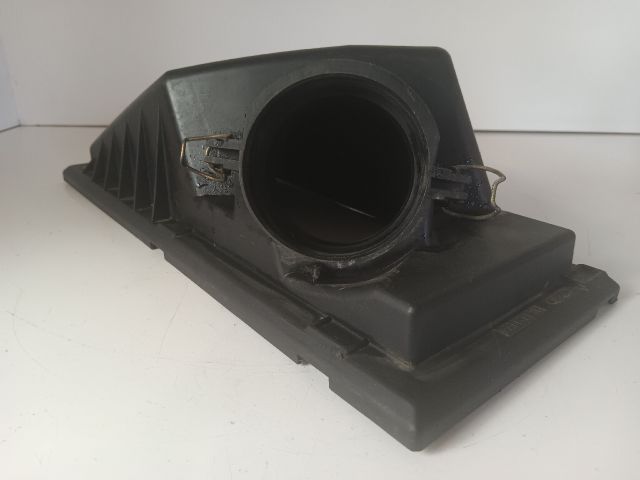 bontott FORD MONDEO I Légszűrő Ház Fedél