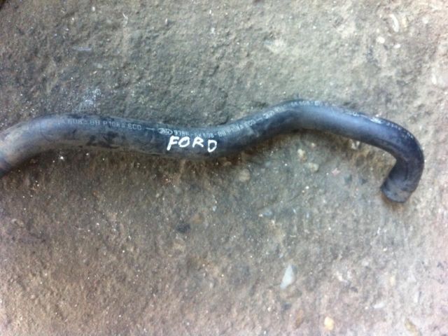 bontott FORD MONDEO I Vízcső