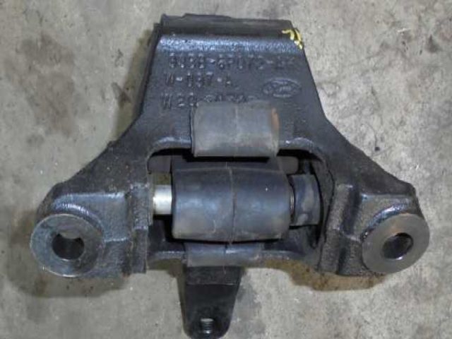 bontott FORD MONDEO I Motor Tartó Bak Jobb