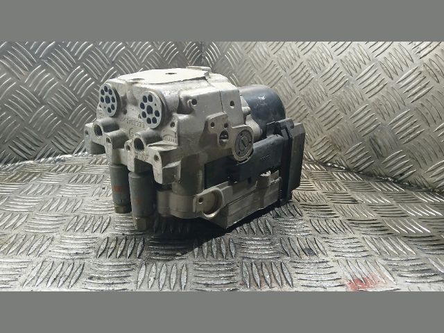 bontott FORD MONDEO I ABS Kocka