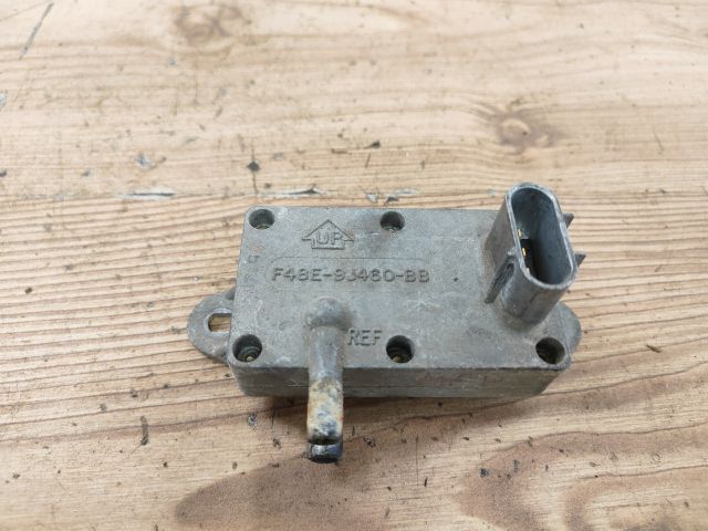 bontott FORD MONDEO I Szívócső Nyomásérzékelő