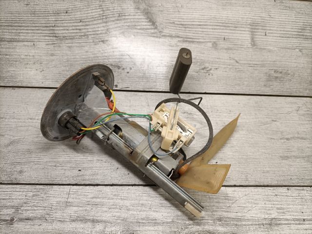 bontott FORD MONDEO I Üzemanyag Szivattyú