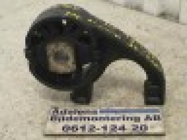 bontott FORD MONDEO I Váltó Tartó Bak (Pozíciófüggetlen)