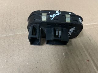 bontott FORD MONDEO I Ablakemelő Kapcsoló Négyes / Kettes