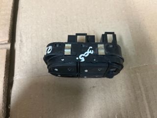 bontott FORD MONDEO I Ablakemelő Kapcsoló Négyes / Kettes