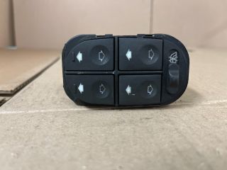 bontott FORD MONDEO I Ablakemelő Kapcsoló Négyes / Kettes