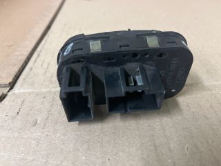 bontott FORD MONDEO I Ablakemelő Kapcsoló Négyes / Kettes