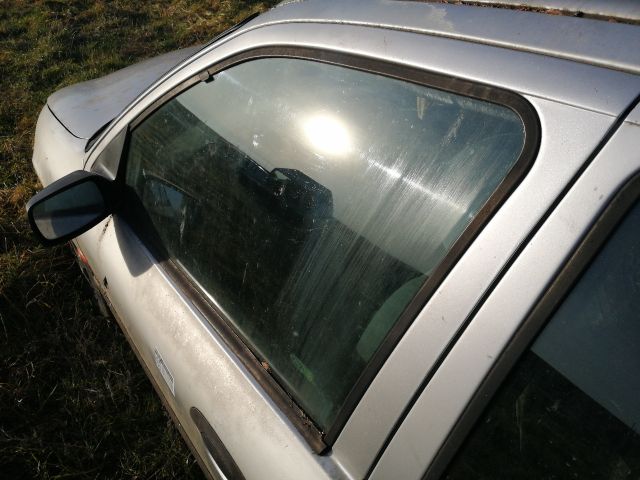 bontott FORD MONDEO I Bal első Ajtó (Részeivel)