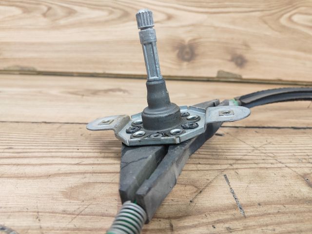 bontott FORD MONDEO I Bal hátsó Ablakemelő Szerkezet (Mechanikus)