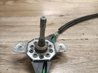 bontott FORD MONDEO I Bal hátsó Ablakemelő Szerkezet (Mechanikus)