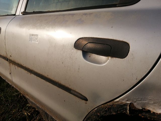 bontott FORD MONDEO I Bal hátsó Ajtó (Részeivel)