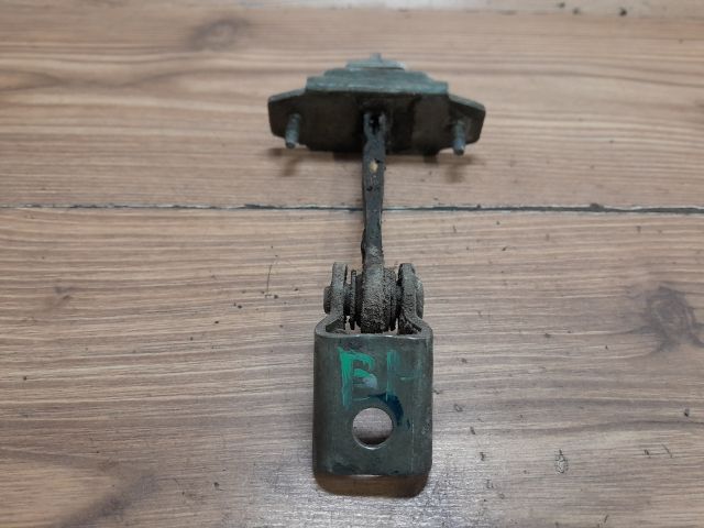 bontott FORD MONDEO I Bal hátsó Ajtóhatároló