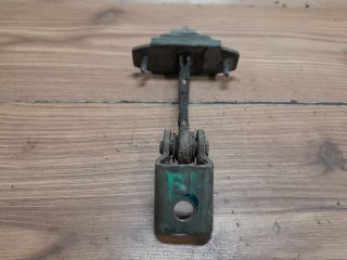 bontott FORD MONDEO I Bal hátsó Ajtóhatároló