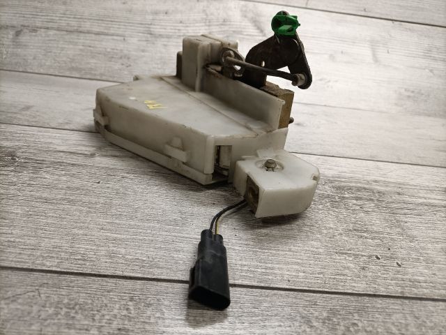 bontott FORD MONDEO I Bal hátsó Ajtózár