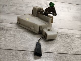 bontott FORD MONDEO I Bal hátsó Ajtózár