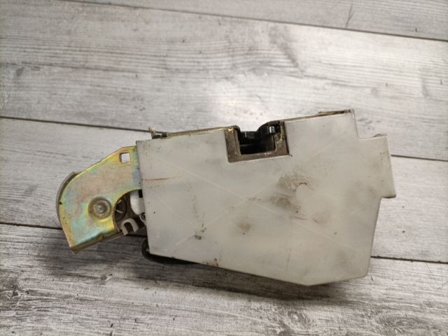 bontott FORD MONDEO I Bal hátsó Ajtózár