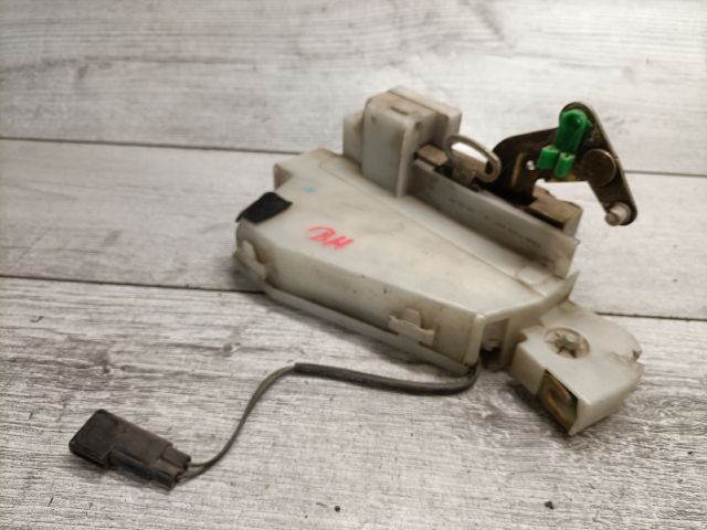 bontott FORD MONDEO I Bal hátsó Ajtózár