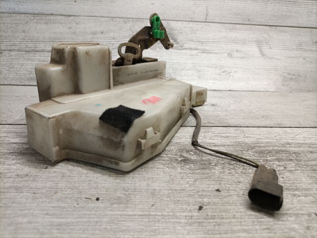 bontott FORD MONDEO I Bal hátsó Ajtózár