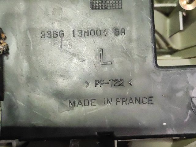 bontott FORD MONDEO I Bal Hátsó Lámpa