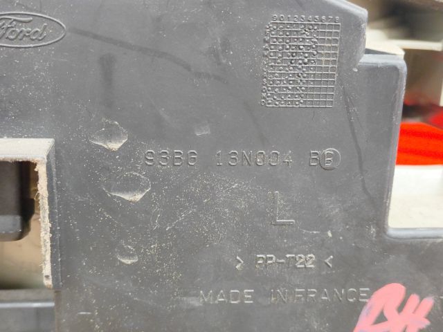 bontott FORD MONDEO I Bal Hátsó Lámpa