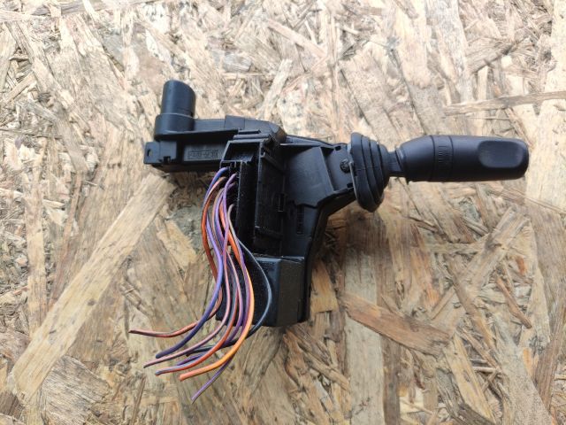 bontott FORD MONDEO I Bal Kormánykapcsoló Irányjelző