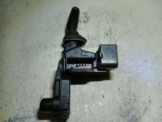 bontott FORD MONDEO I Bal Kormánykapcsoló Irányjelző